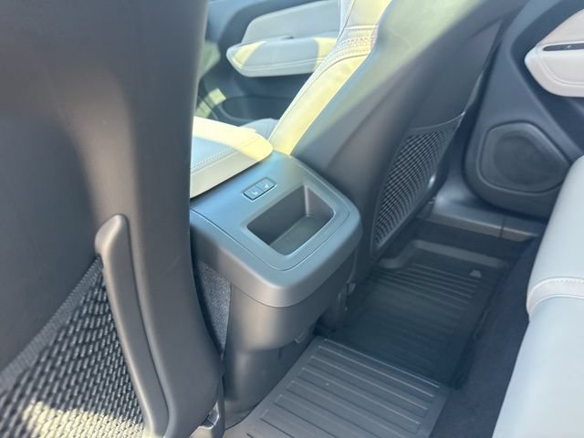 New 2026 Volvo XC60 B5 Plus w/ Protection Package Premier AWD/4WD image 23