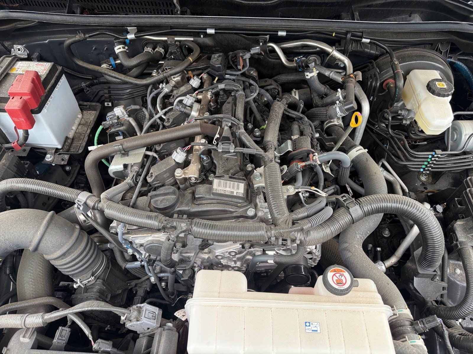Used 2025 Toyota 4Runner SR5 AWD/4WD image 21