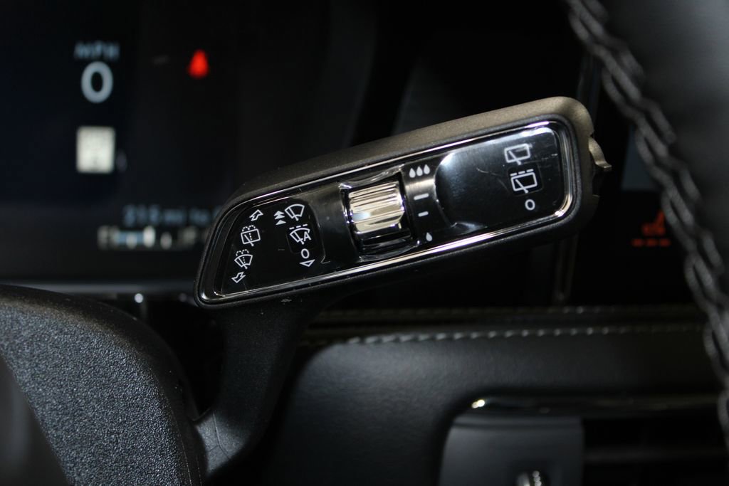 New 2026 Lincoln Corsair Premiere image 39