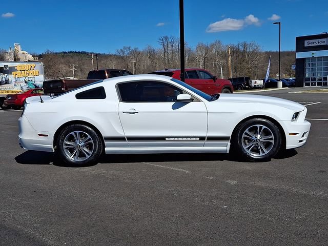Used 2014 Ford Mustang Premium image 10