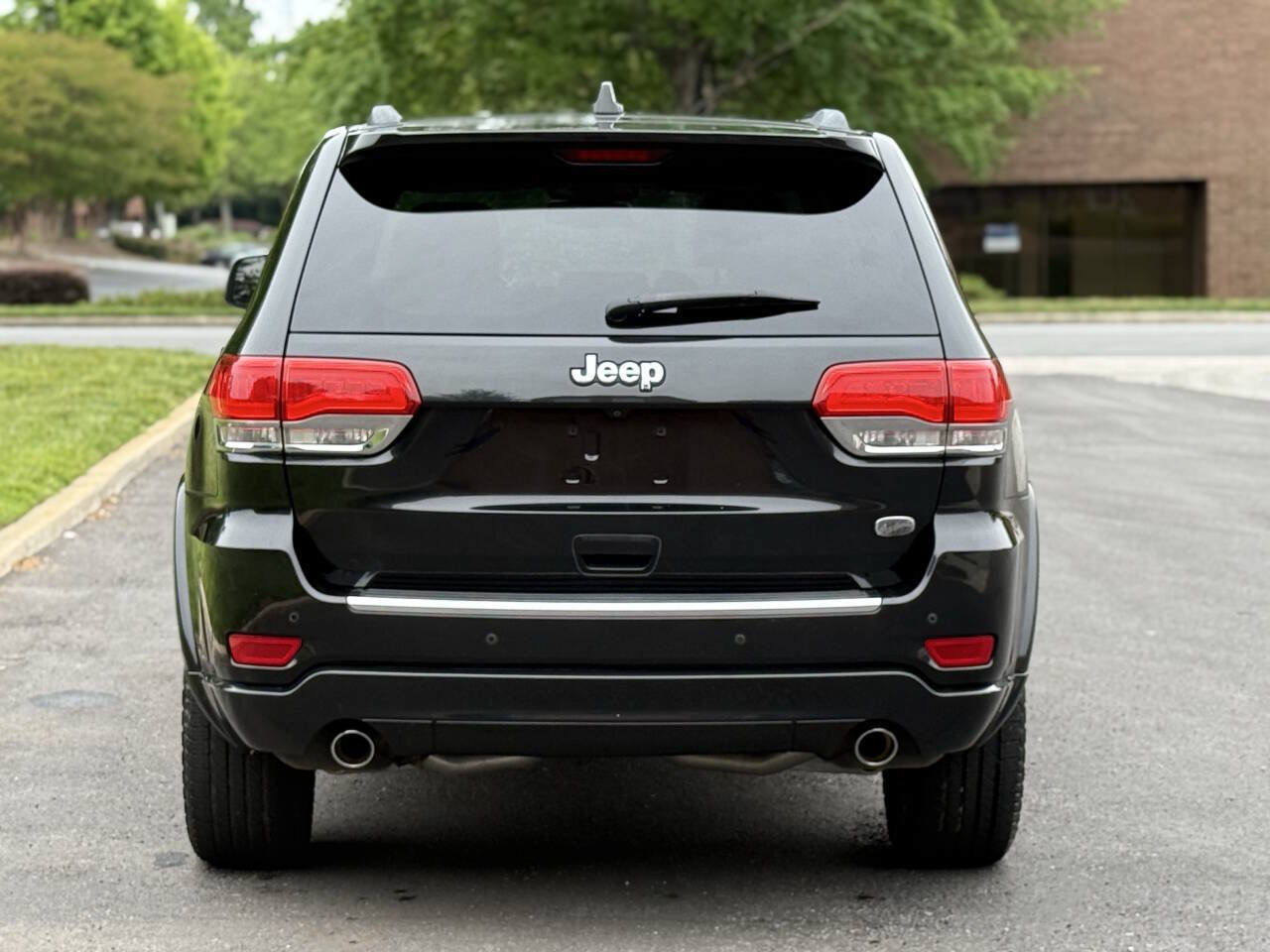 Used 2015 Jeep Grand Cherokee Overland RWD image 5