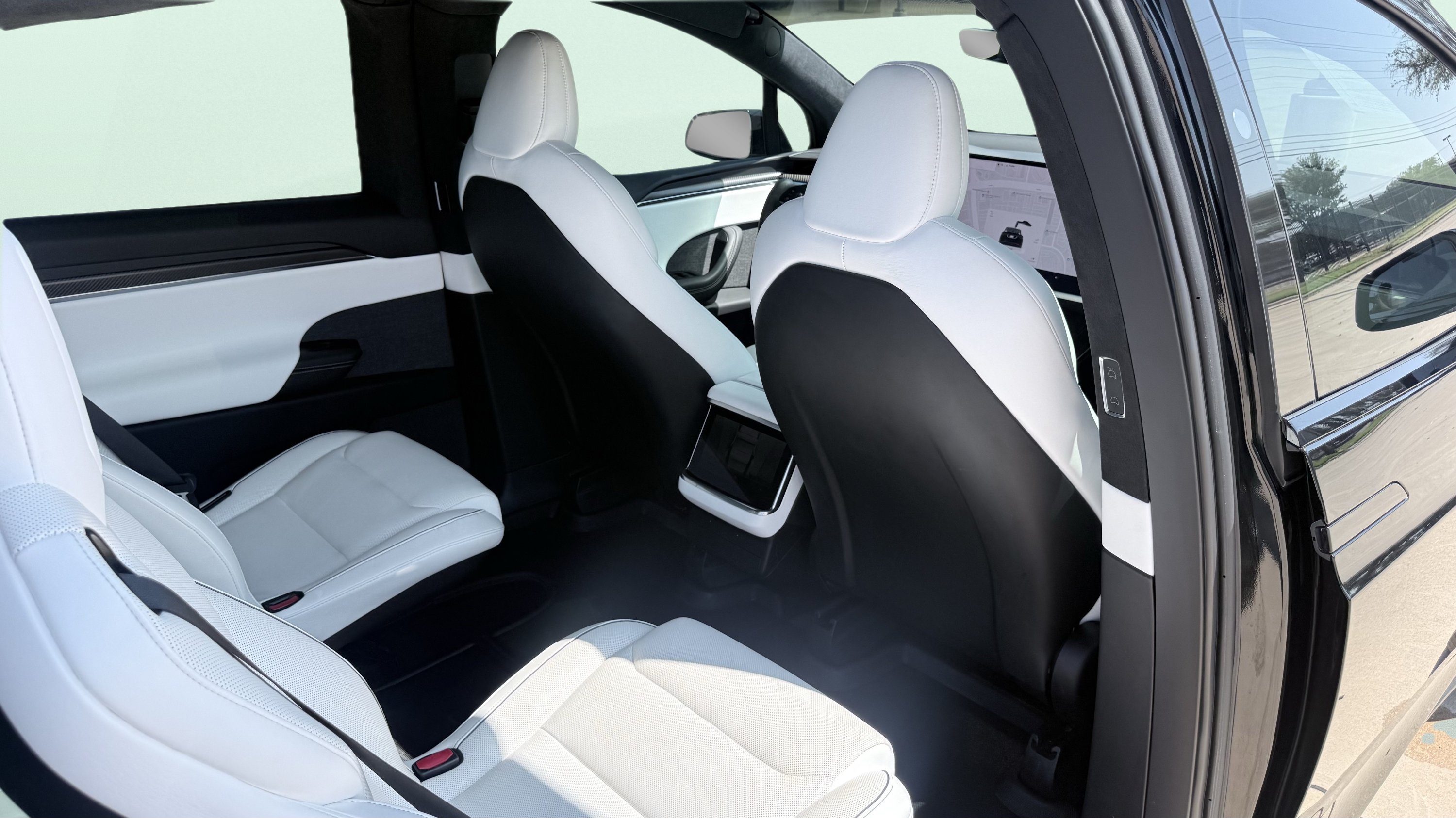 Used 2022 Tesla Model X Plaid AWD/4WD image 39