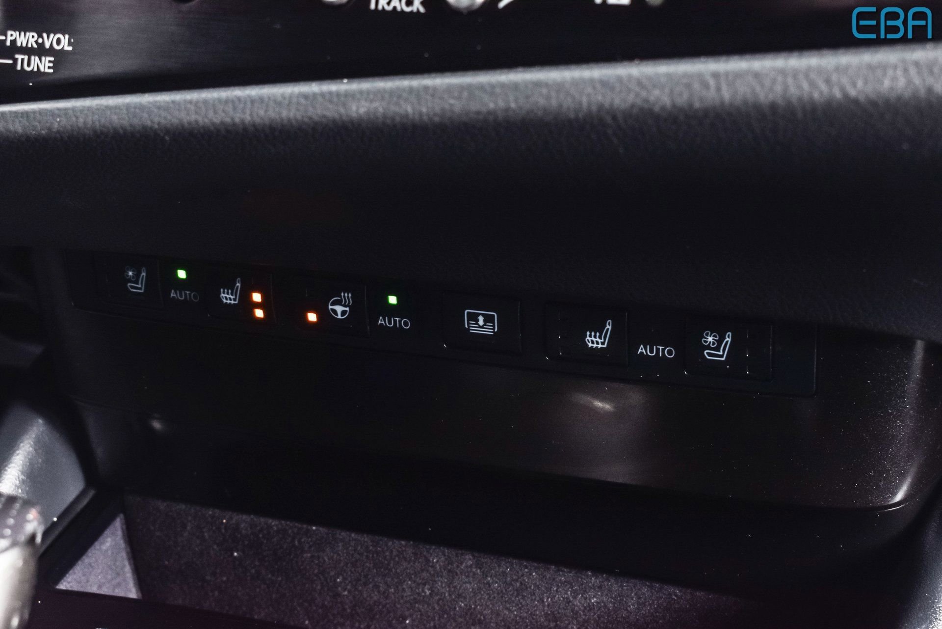 Used 2024 Lexus ES 300h F Sport w/ Accessory Package (Z2) FWD image 28