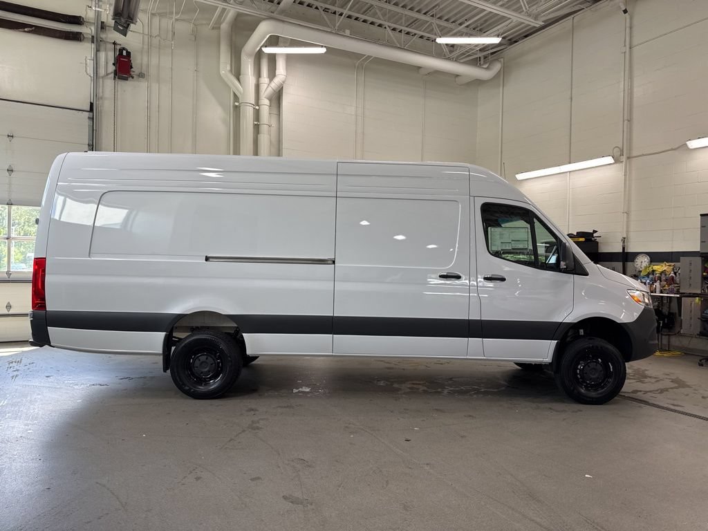 New 2025 Mercedes-Benz Sprinter 2500 image 6