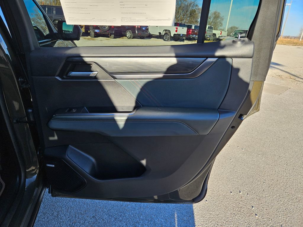 Used 2024 GMC Acadia AT4 w/ Super Cruise Package image 31