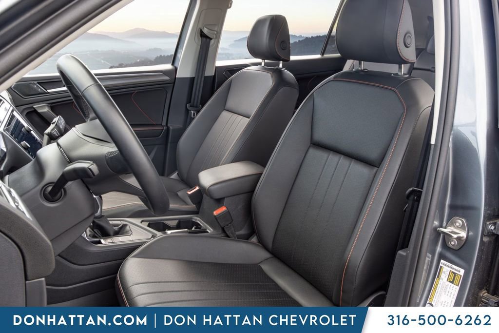 Used 2024 Volkswagen Tiguan Wolfsburg Edition FWD image 12