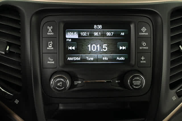 Used 2017 Jeep Cherokee Sport AWD/4WD image 22