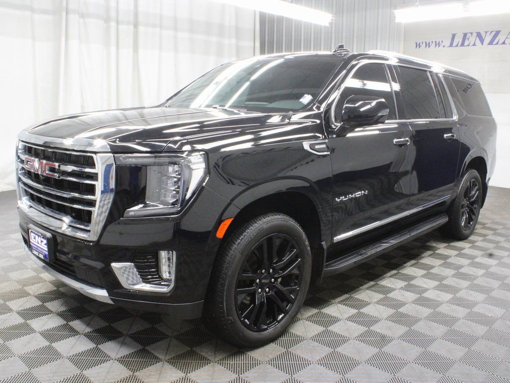 Used 2024 GMC Yukon XL SLT w/ SLT Luxury Package image 6