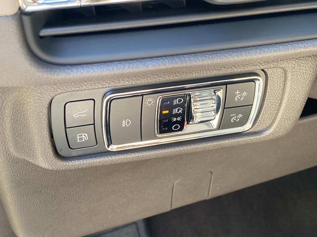 Used 2021 Lincoln Corsair Grand Touring w/ Equipment Group 301A AWD/4WD image 15