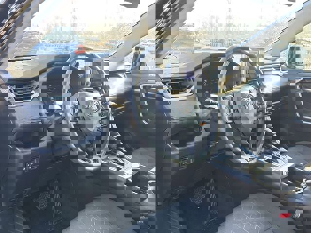 Used 2024 Toyota RAV4 XLE image 10