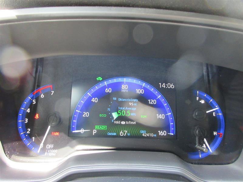 Used 2021 Toyota Corolla LE FWD image 13