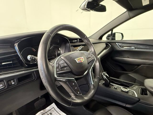 Certified 2022 Cadillac XT5 Premium Luxury image 10