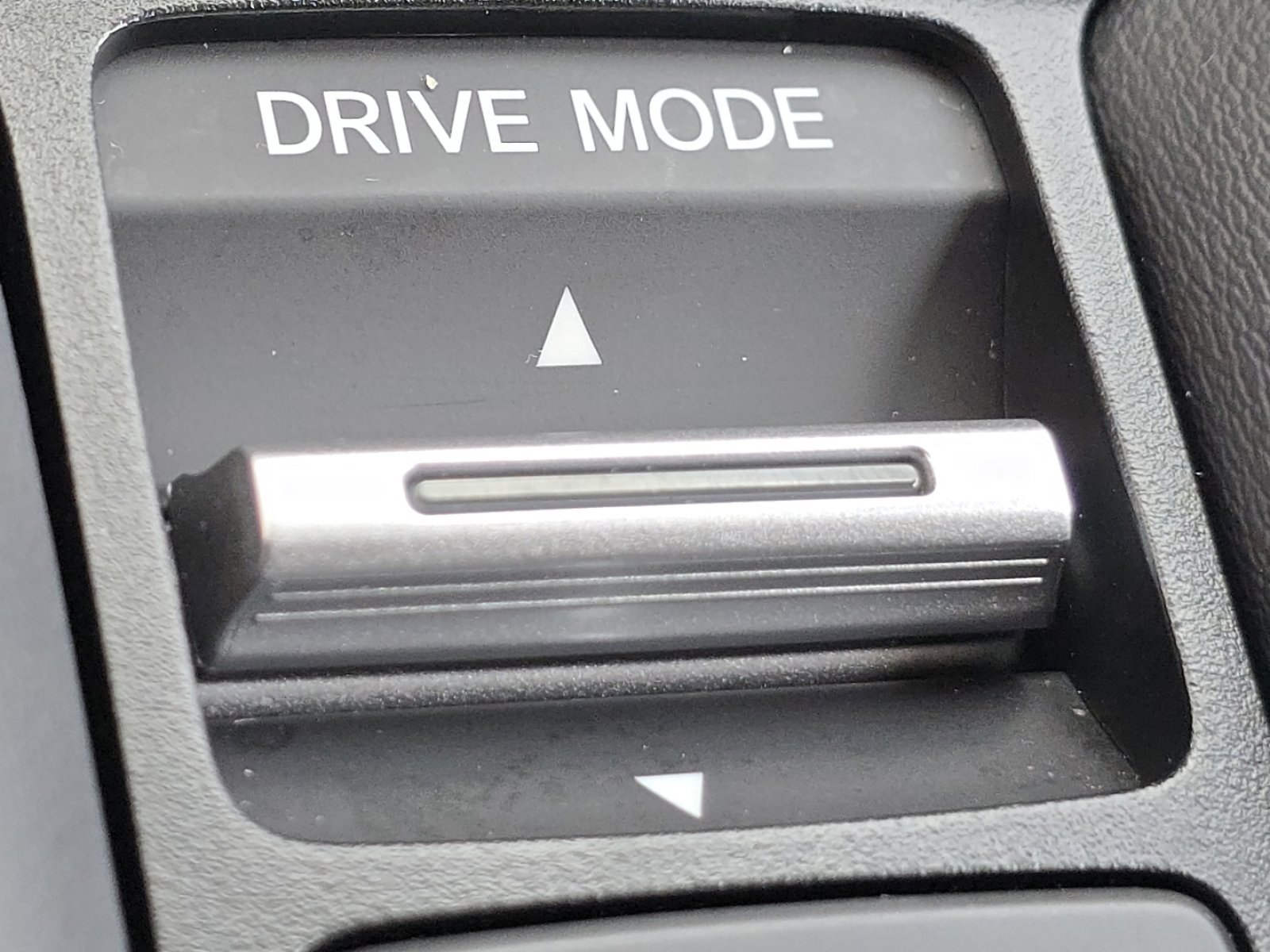 Used 2025 Honda HR-V LX image 10