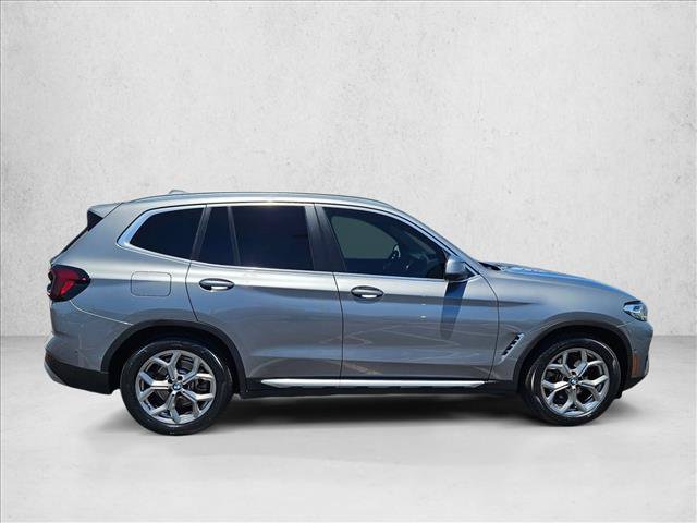 Used 2023 BMW X3 xDrive30i w/ Premium Package AWD/4WD image 4