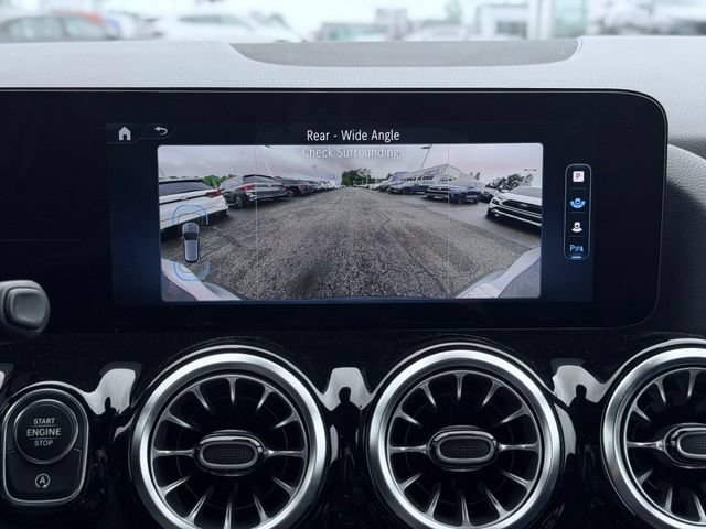 Used 2025 Mercedes-Benz GLA 250 4MATIC image 42