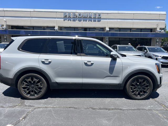 Certified 2021 Kia Telluride EX w/ EX Premium Package AWD/4WD image 6