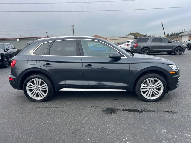 Used 2018 Audi Q5 2.0T Premium Plus w/ Premium Plus Package AWD/4WD image 4