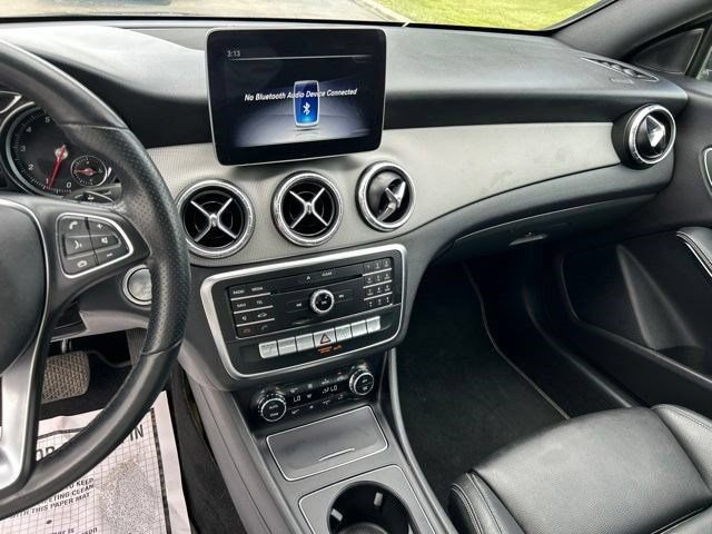 Used 2019 Mercedes-Benz CLA 250 4MATIC image 22
