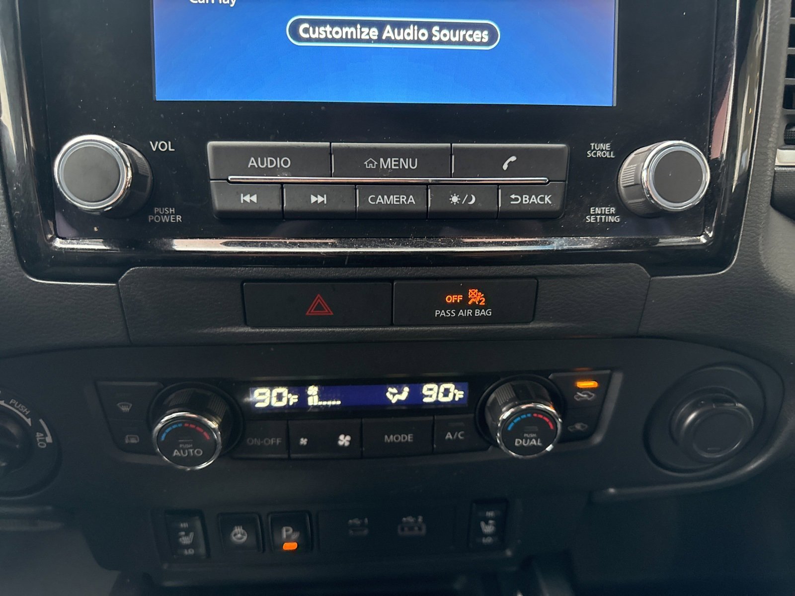 Used 2022 Nissan Frontier SV image 26