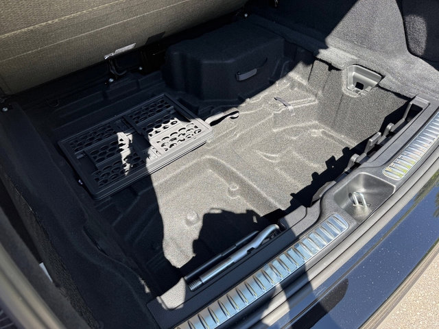 Used 2025 Mercedes-Benz GLC 43 AMG 4MATIC image 22