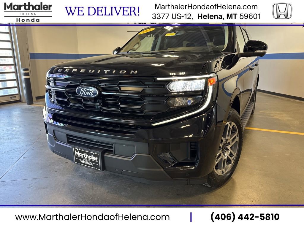 Used 2025 Ford Expedition Max Active AWD/4WD image 1