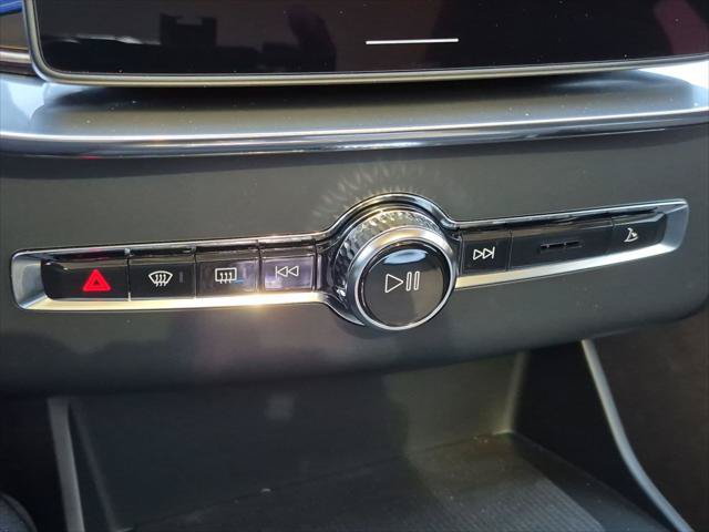 New 2027 Volvo XC90 B6 Plus AWD/4WD image 9