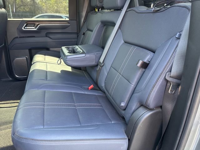 Used 2024 Chevrolet Silverado 2500 High Country w/ Technology Package image 13