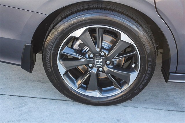 Used 2023 Honda Odyssey Elite image 13