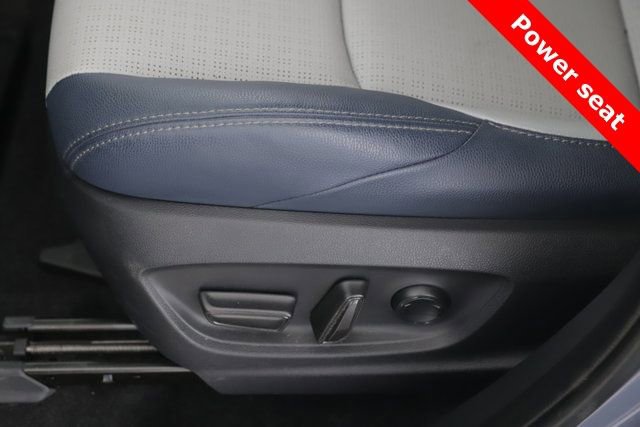 Used 2023 Subaru Solterra Limited image 18