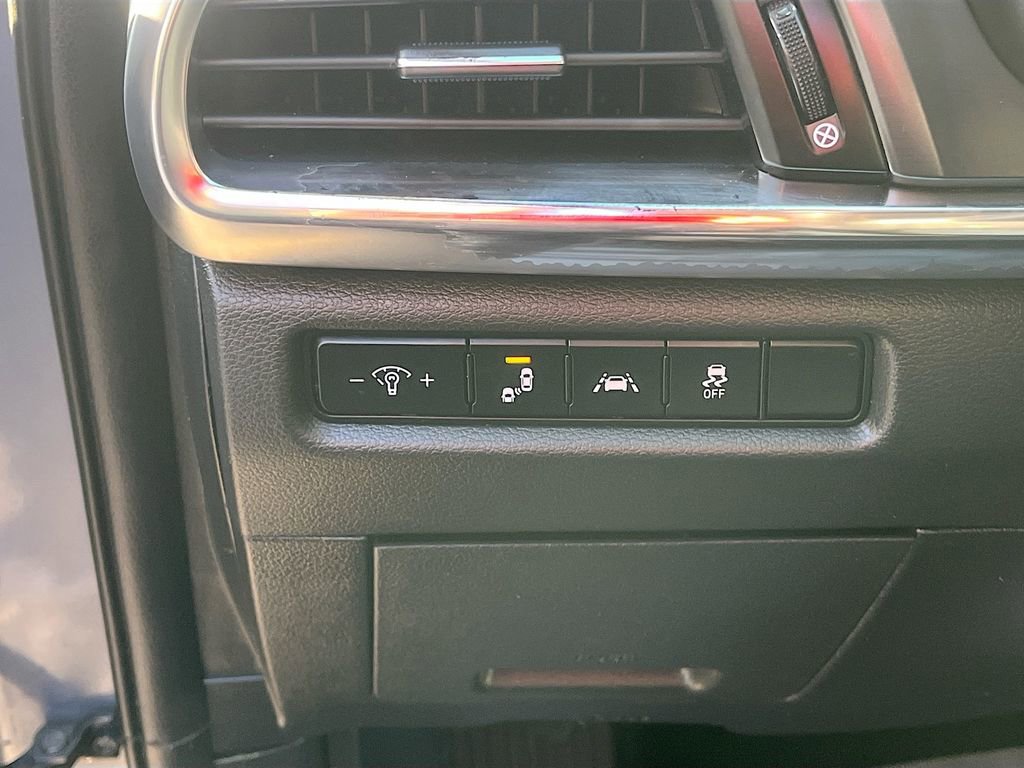 Used 2022 Kia Telluride LX image 10