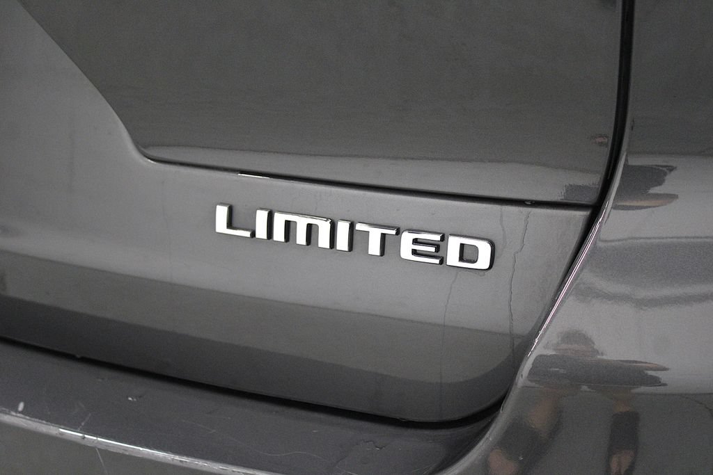 Certified 2023 Jeep Grand Cherokee L Limited AWD/4WD image 47