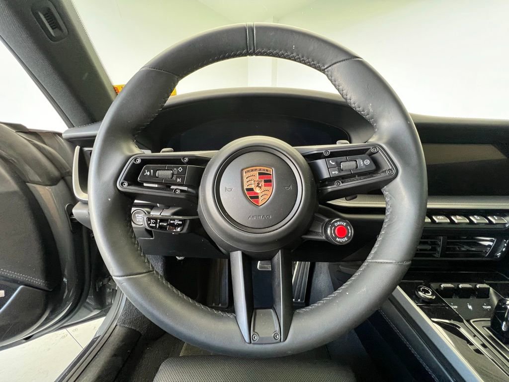 Certified 2025 Porsche 911 Carrera image 7