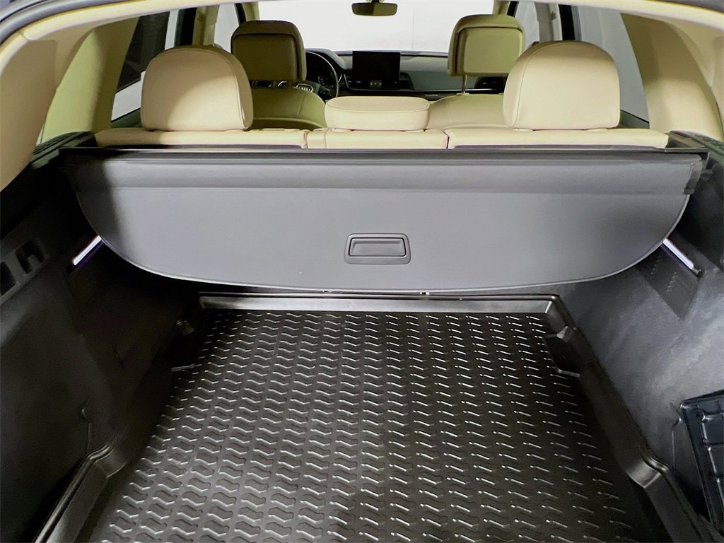 Used 2022 Audi Q5 2.0T Premium w/ Convenience Package image 25