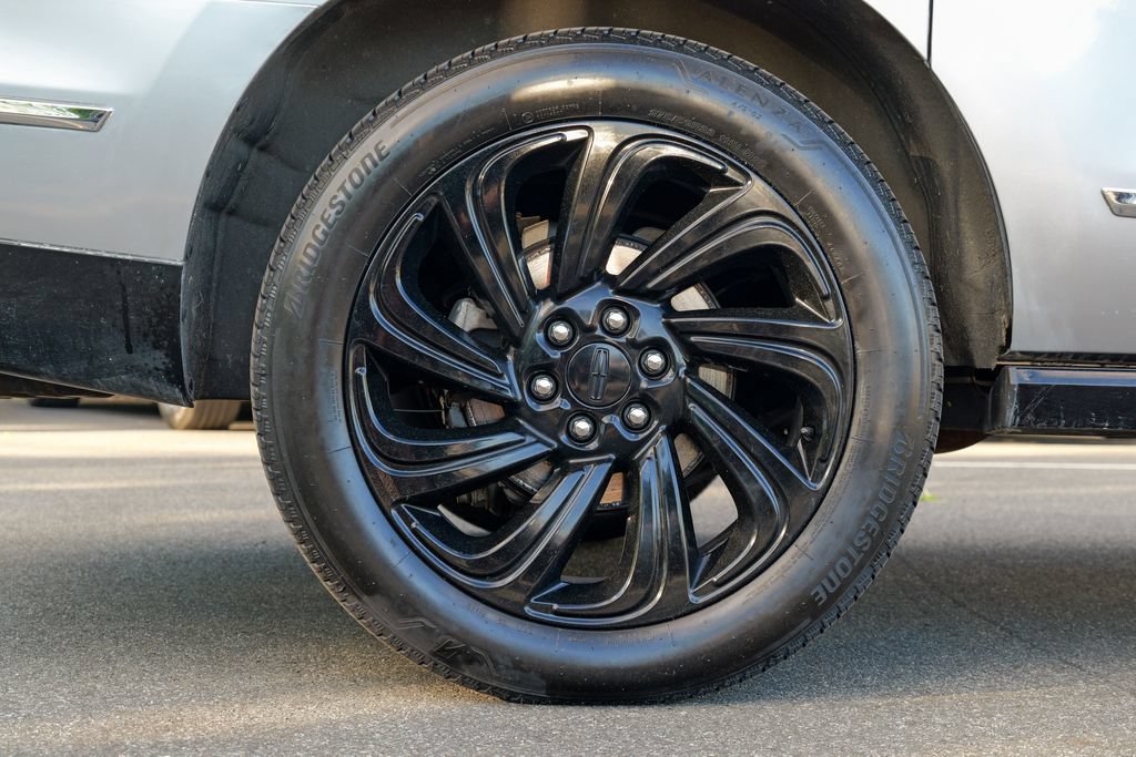 Used 2023 Lincoln Navigator L Reserve AWD/4WD image 13