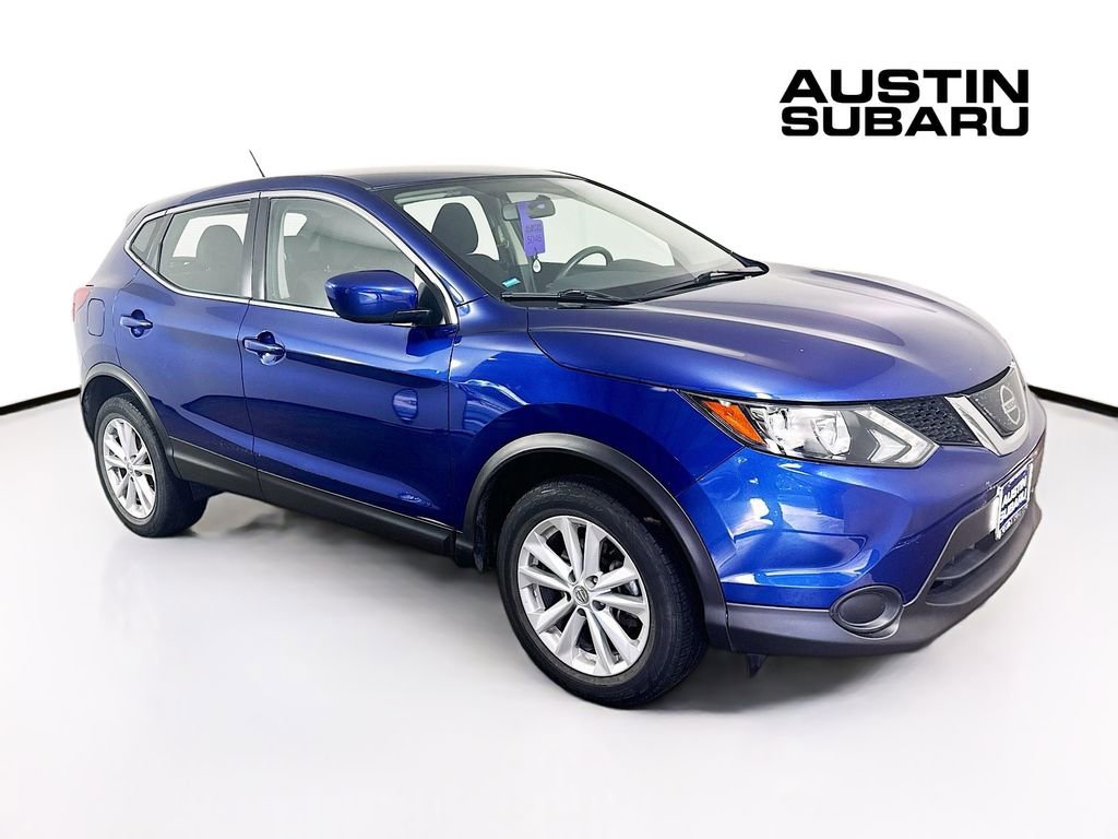Used 2018 Nissan Rogue Sport S w/ S Appearance Package FWD image 1
