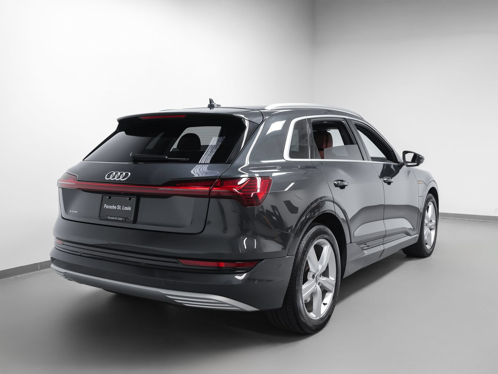 Used 2019 Audi e-tron Prestige AWD/4WD image 12