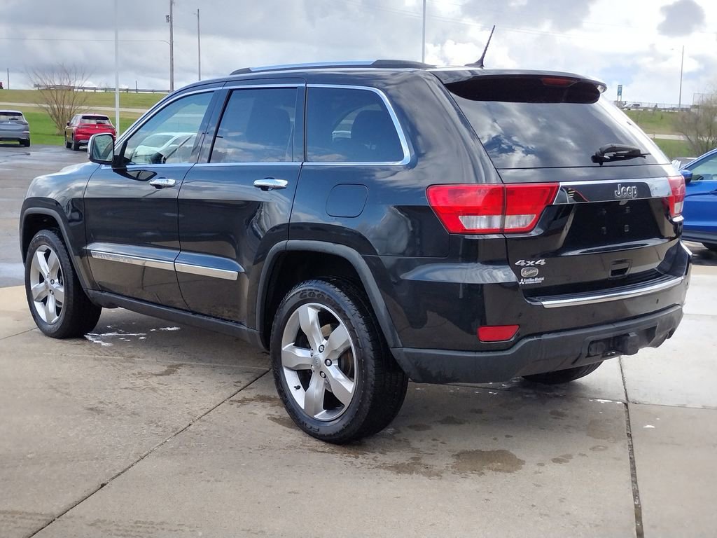Used 2013 Jeep Grand Cherokee Overland w/ Advance Technology Group image 7