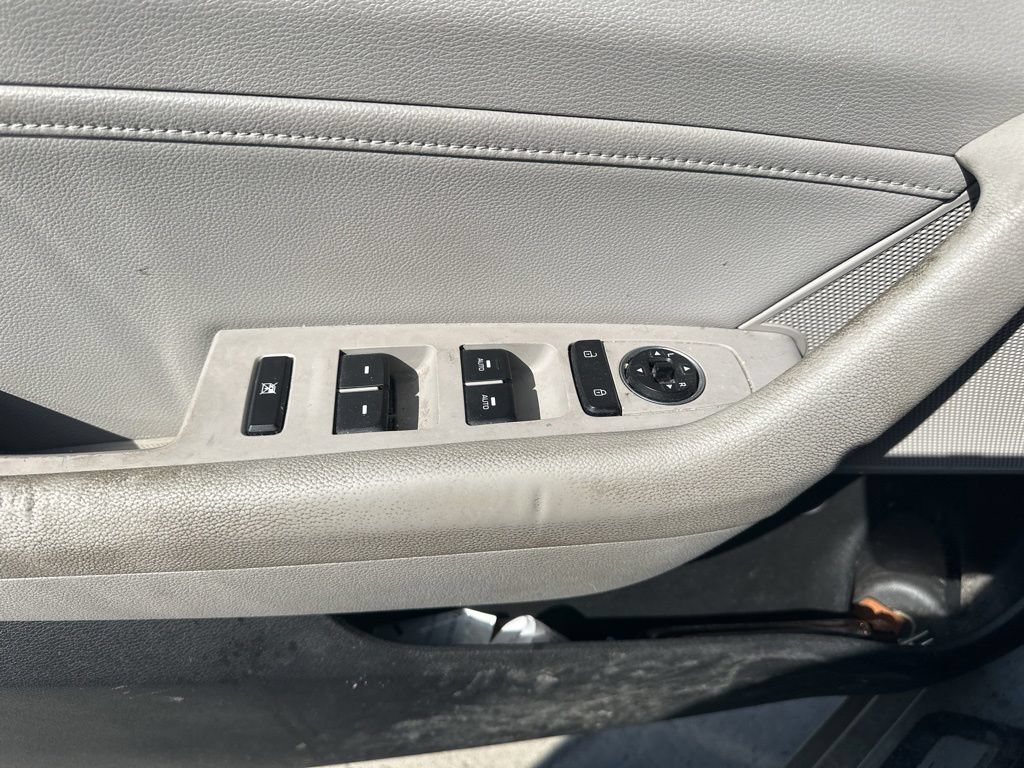 Used 2017 Hyundai Sonata Limited w/ Ultimate Package 02 FWD image 13
