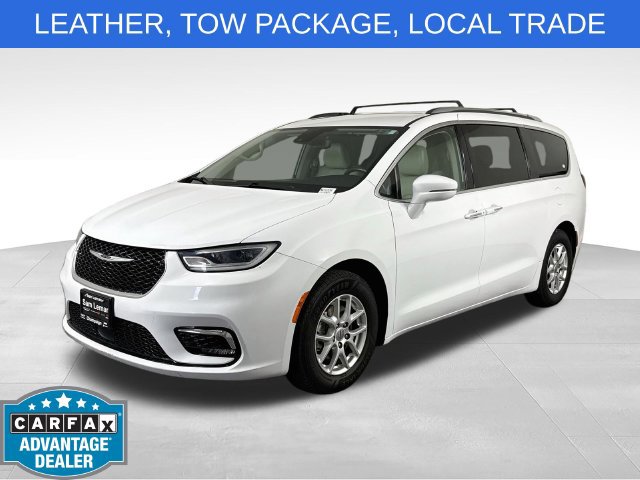 Used 2021 Chrysler Pacifica Touring-L FWD image 3