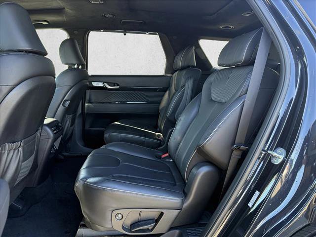 Used 2023 Hyundai Palisade Calligraphy image 14