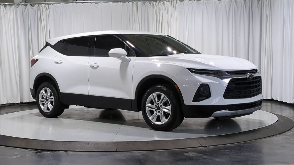 Used 2021 Chevrolet Blazer LT FWD image 3