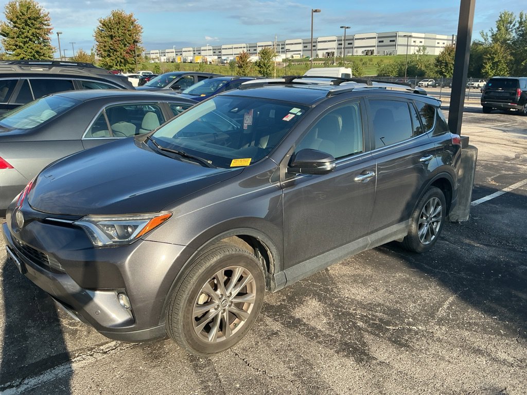 Used 2016 Toyota RAV4 Limited AWD/4WD image 3