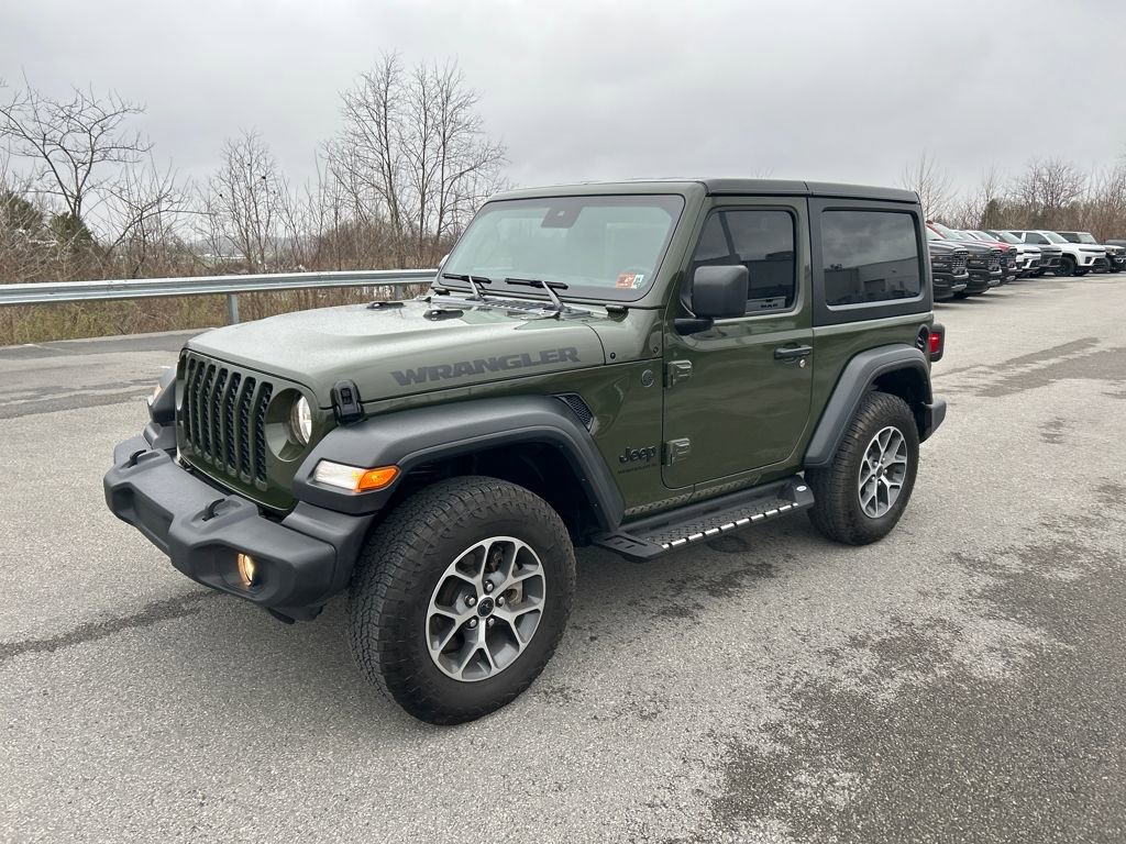 Used 2024 Jeep Wrangler Sport S image 2