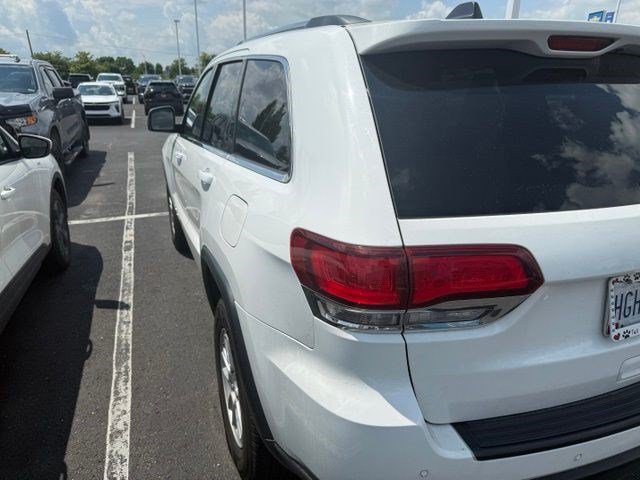 Used 2020 Jeep Grand Cherokee Laredo AWD/4WD image 4