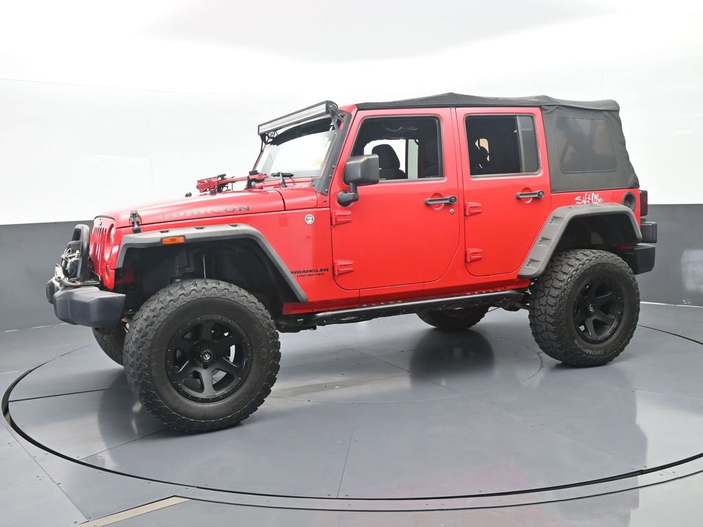 Used 2014 Jeep Wrangler Unlimited Rubicon image 2
