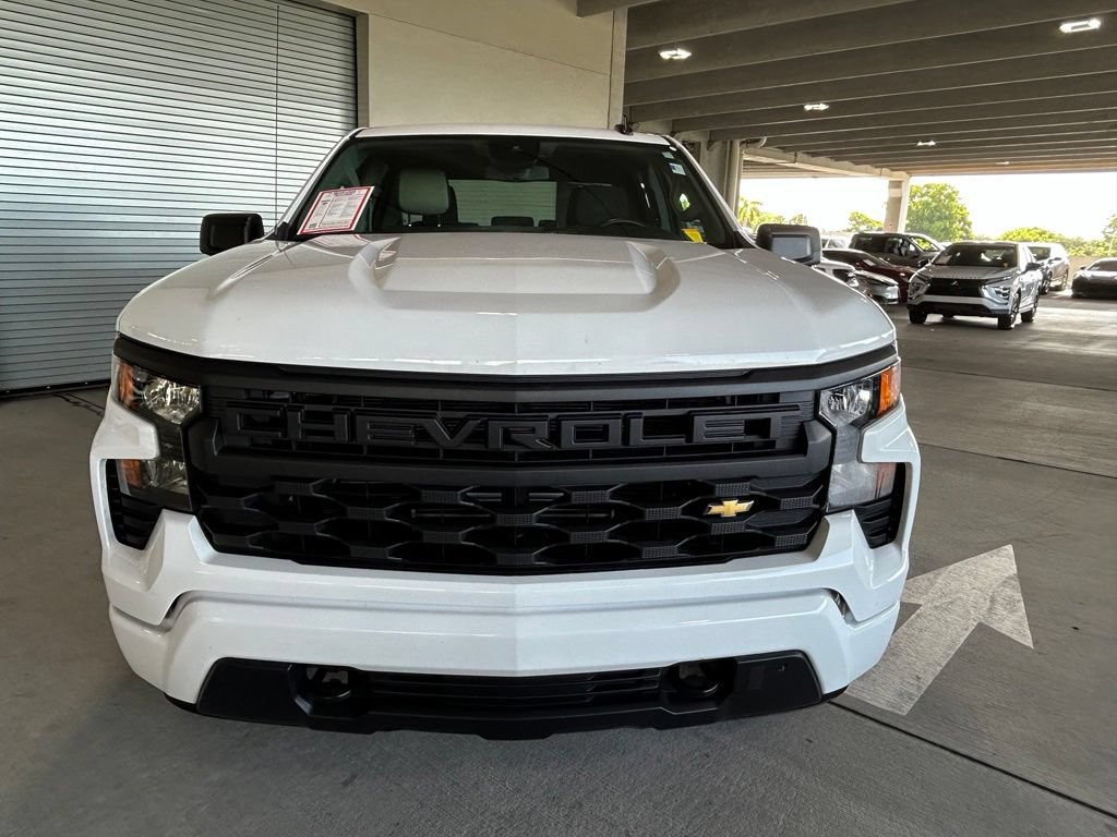 Used 2025 Chevrolet Silverado 1500 Custom w/ Turbomax Blackout Package AWD/4WD image 8