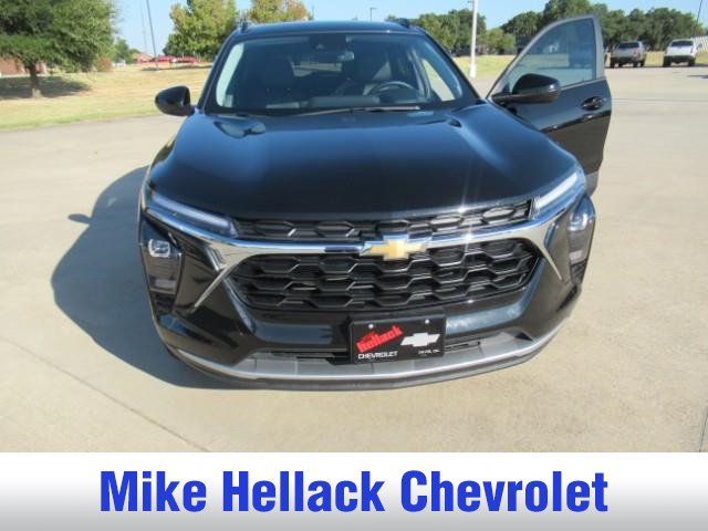 Used 2026 Chevrolet Trax LT w/ Driver Confidence Package FWD image 19