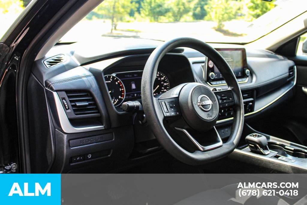 Used 2024 Nissan Rogue S AWD/4WD image 20