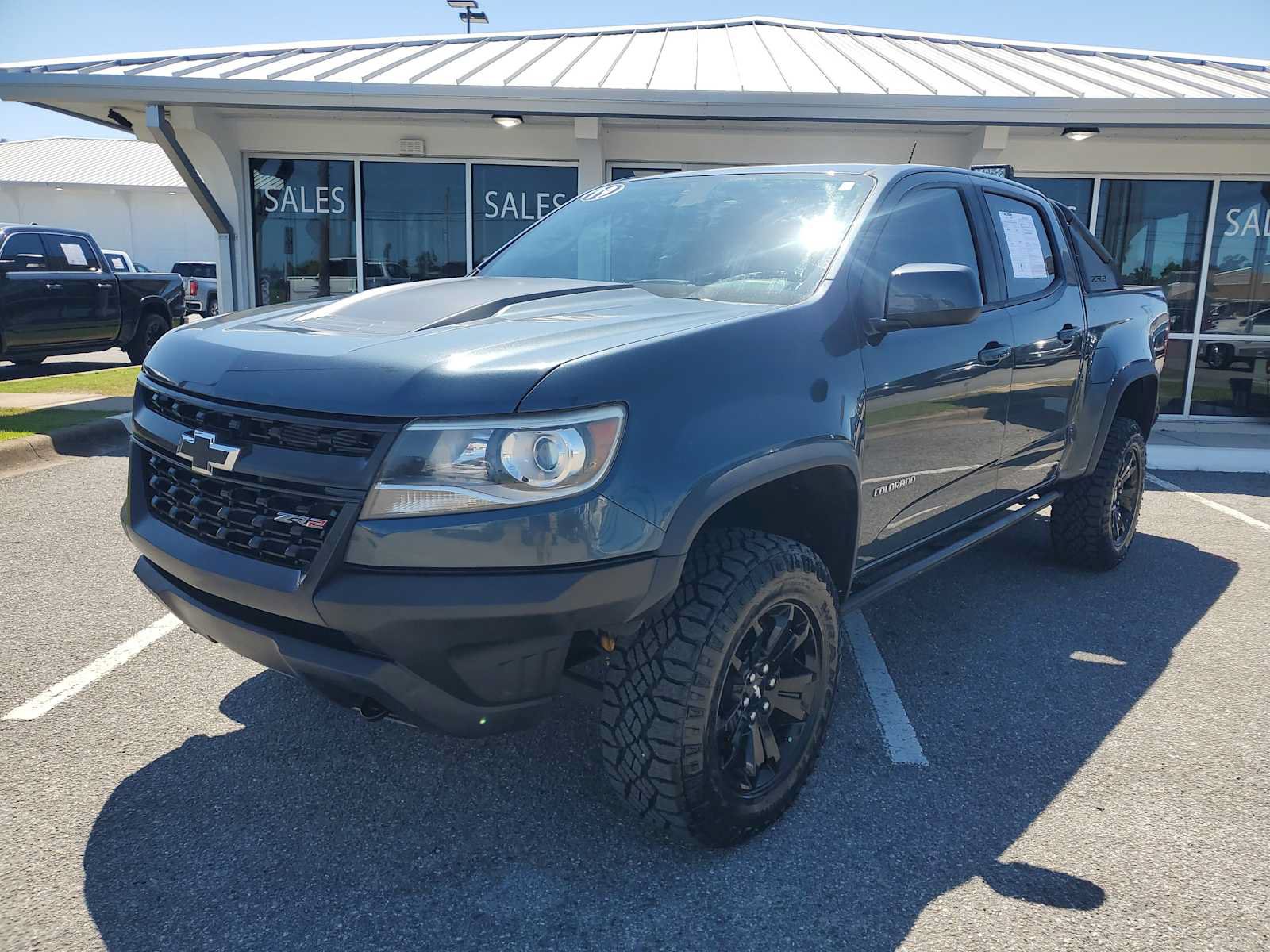 Used 2019 Chevrolet Colorado ZR2 w/ ZR2 Dusk Special Edition