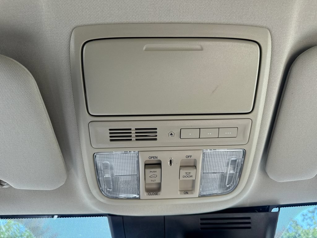 Used 2018 Honda CR-V EX-L image 27